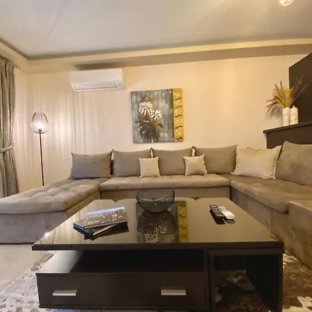 Meteora 360 By Meteora Residencies 아파트 칼람파카