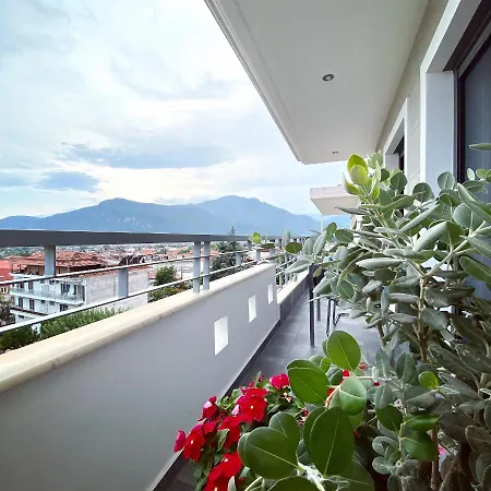 Meteora 360 By Meteora Residencies * 칼람파카